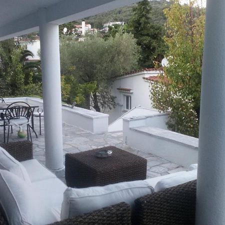 Villa Ftelia สเกียธอสทาวน์ ภายนอก รูปภาพ
