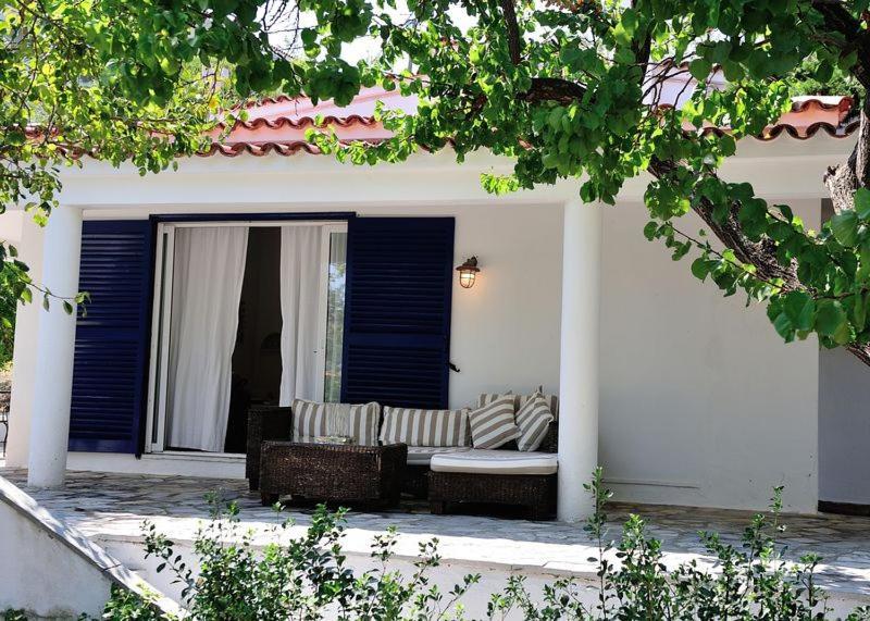 Villa Ftelia สเกียธอสทาวน์ ภายนอก รูปภาพ
