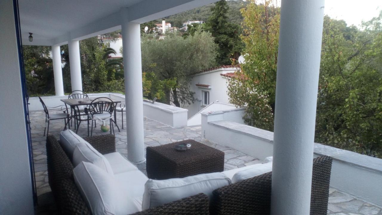 Villa Ftelia สเกียธอสทาวน์ ภายนอก รูปภาพ